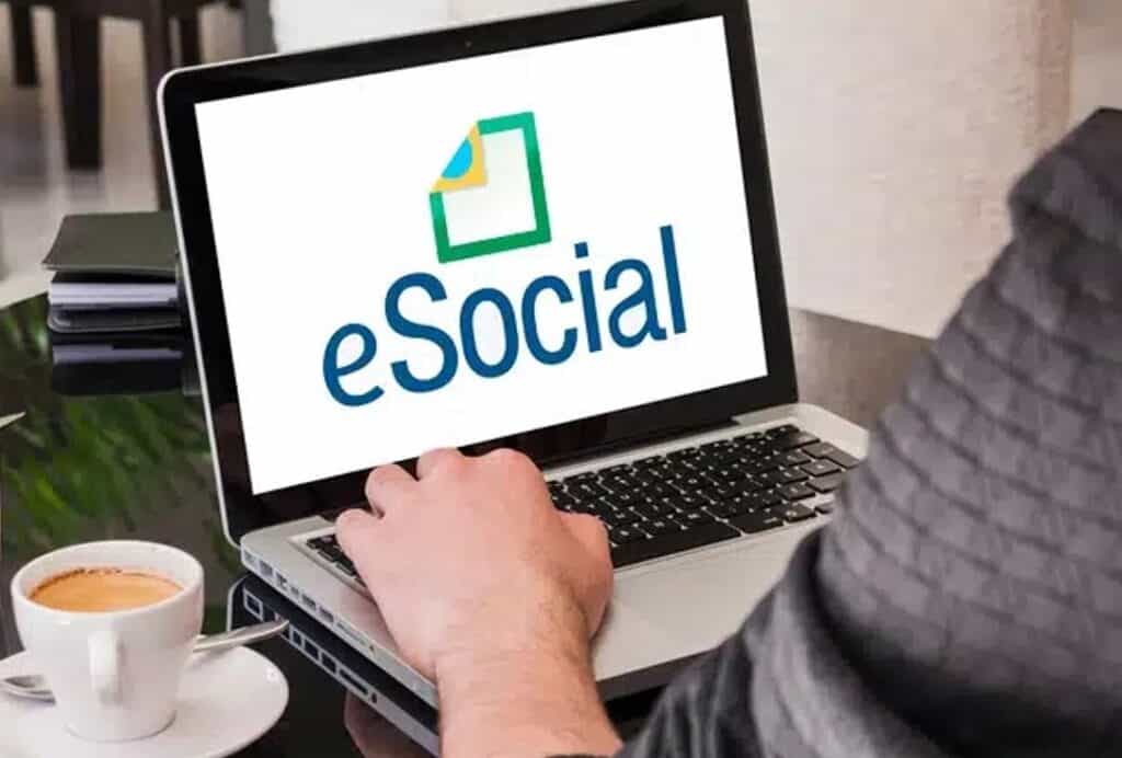 ESocial plataforma digital para gestão de informações trabalhistas e previdenciárias.